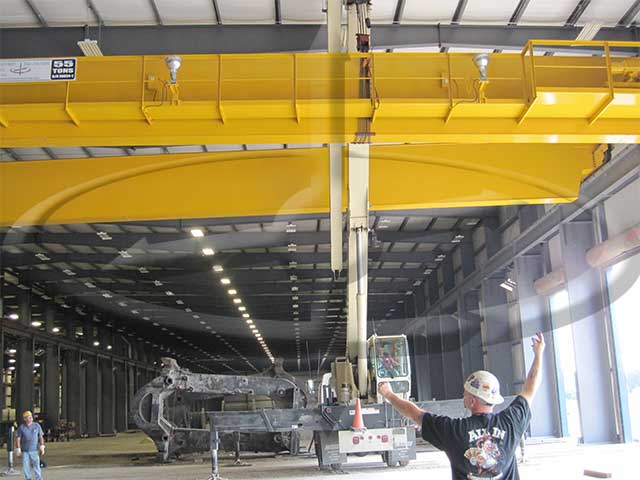 55-ton Crane is Lifted into Place